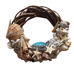 Ręcznie robiony wianek wieniec dekoracyjny z muszelkami i żółtwiem