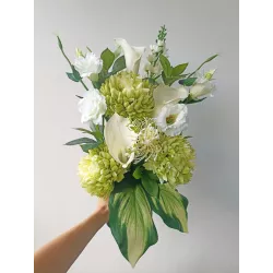 Bukiet do wazonu na cmentarz – stabilizowany – kalle, eustomy, chryzantemy