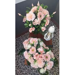 Zestaw nagrobny pudrowy róż: stabilizowany bukiet + stroik + znicz 31 cm