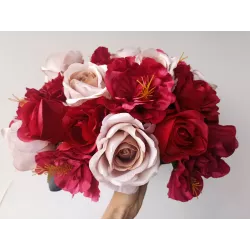 Stroik nagrobny – róże czerwone, gotowy na Wszystkich Świętych