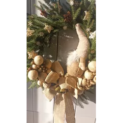 Wieniec wianek bożonarodzeniowy 60 cm eko jutowy na drzwi ze skrzatem